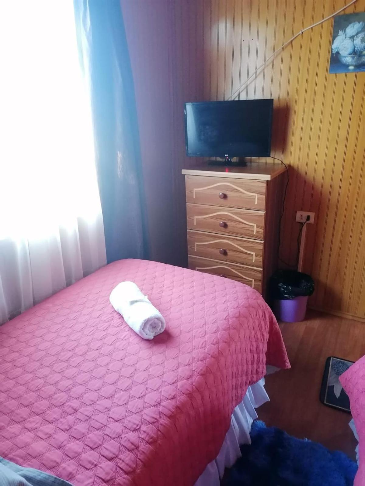 Hospedaje Familiar Dona Juanita Puerto Montt Bagian luar foto